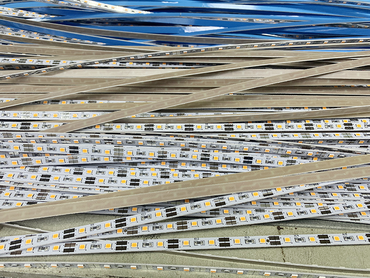 诺丰NFION耐高温导热双面胶带解决T5 LED灯铝基板粘结散热问题 诺丰NFION耐高温导热双面胶带解决T5 LED灯铝基板粘结散热问题