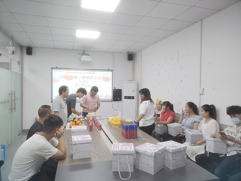 员工生日会|为爱而聚，感恩遇见